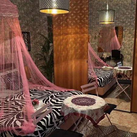 Frontepista לינה וארוחת בוקר 3*