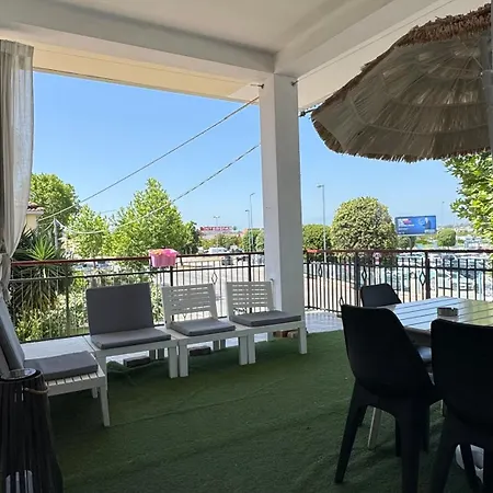 住宿加早餐酒店 Frontepista 新乔瓦尼提蒂诺