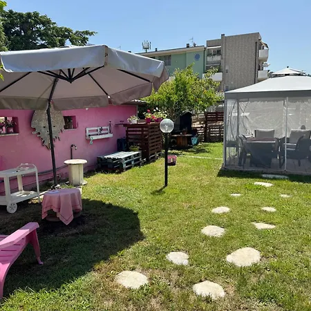 Oda ve Kahvaltı Frontepista