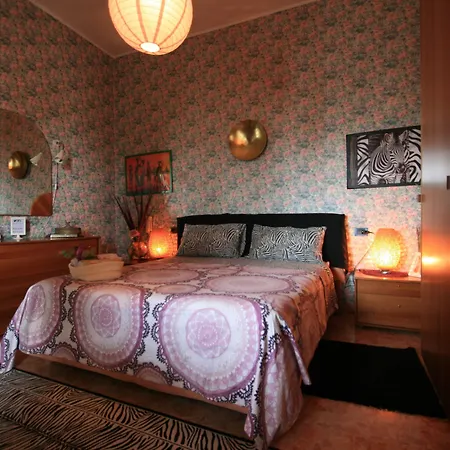 Frontepista לינה וארוחת בוקר