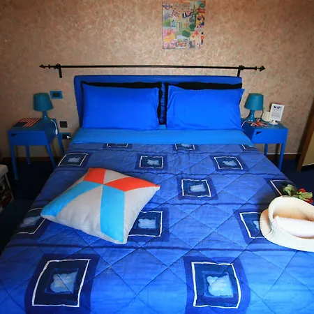 住宿加早餐酒店 Frontepista 3*